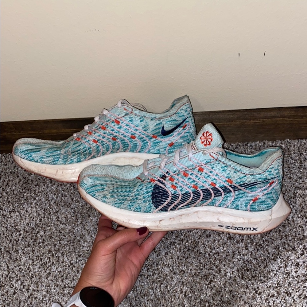 Nike Pegasus ZoomX Blue and Orange Athletic Shoes with Sleek Design